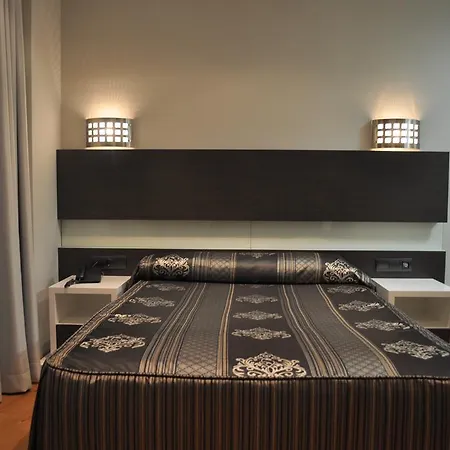 Pensjonat La Tortuga 2*